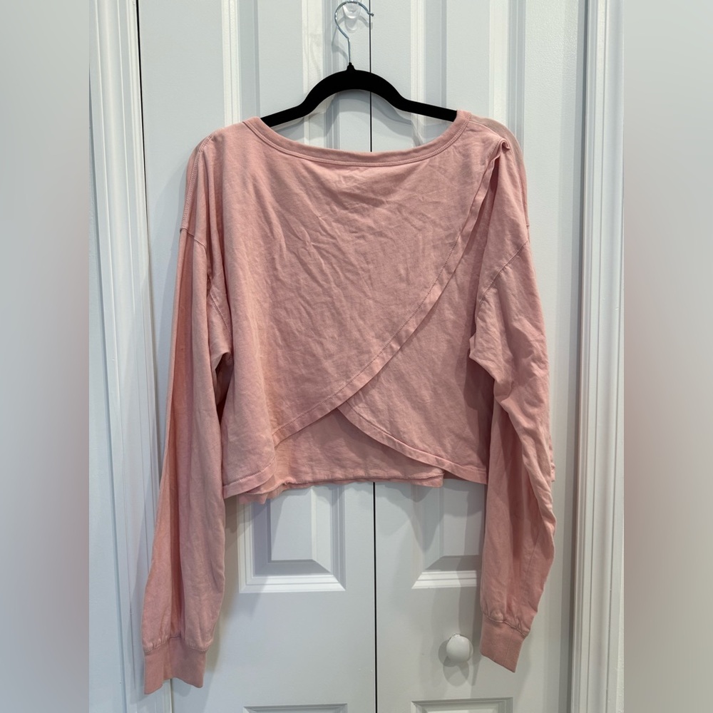 Fabletics 100% Cotton Cropped Boxy Long-Sleeve - Picture 8 of 8